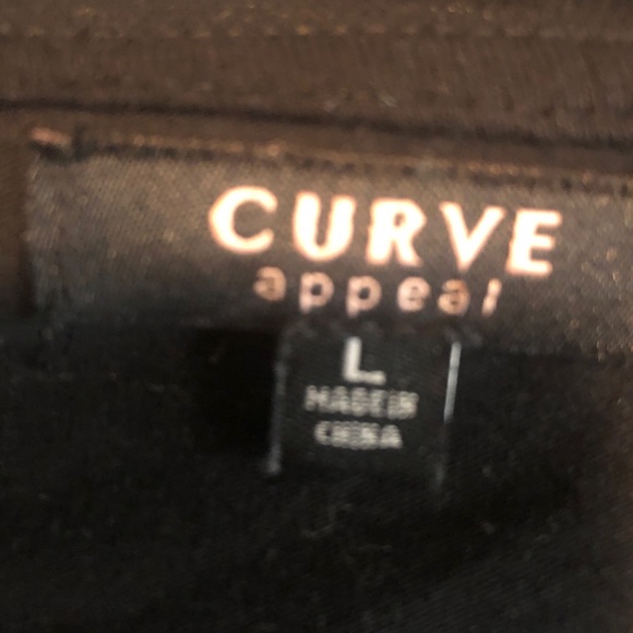 Black top - Picture 3 of 4